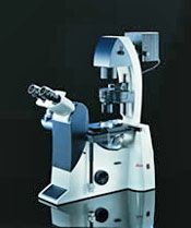 Leica DMI3000B Microscope